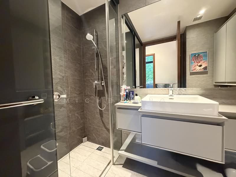 Kandis Residence, 10 Kandis Link, 2 Bedrooms, 797 sqft, Condominium For Rent, by Michel Ong, 500189693 - Bathroom - PropertyGuru.com.sg