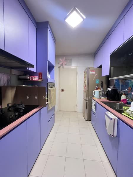 933A Hougang Avenue 9, 933A Hougang Avenue 9, 3 Bedrooms, 1,001 sqft, HDB Flat For Sale, by Ernest Low, 500189702 - Kitchen - PropertyGuru.com.sg