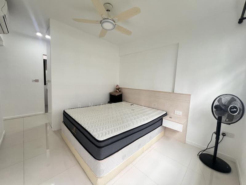 933A Hougang Avenue 9, 933A Hougang Avenue 9, Hougang / Punggol / Sengkang, 3 Bedrooms, 1,001 sqft, HDB Flat For Sale, by Ernest Low, 500189702 - Master bedroom - PropertyGuru.com.sg