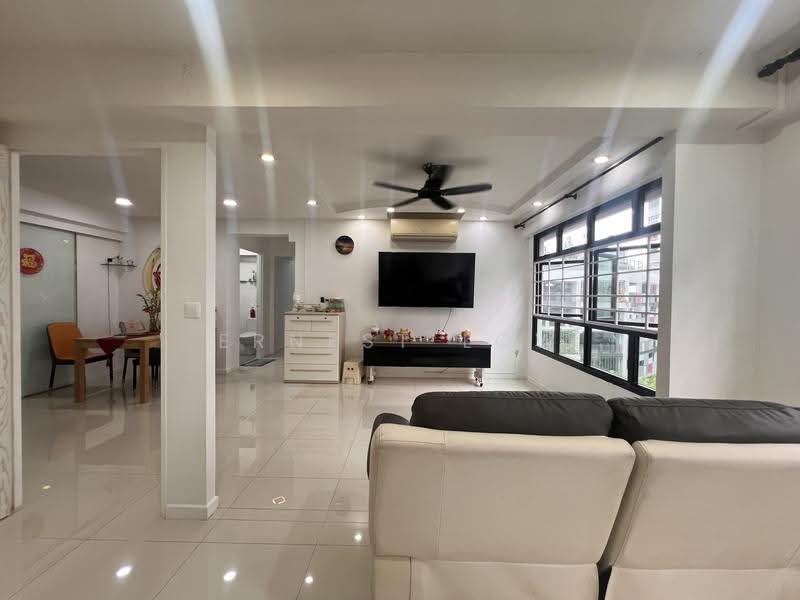 933A Hougang Avenue 9, 933A Hougang Avenue 9, Hougang / Punggol / Sengkang, 3 Bedrooms, 1,001 sqft, HDB Flat For Sale, by Ernest Low, 500189702 - PropertyGuru.com.sg
