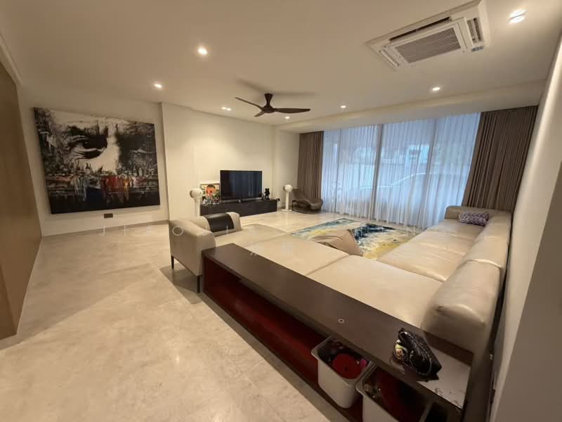 Warren Estate Road, Warren Estate, 6 Bedrooms, 10,800 sqft, Semi-Detached House For Rent, by Jiaojiao Cheng 娇娇, 500189712 - Living Room - PropertyGuru.com.sg