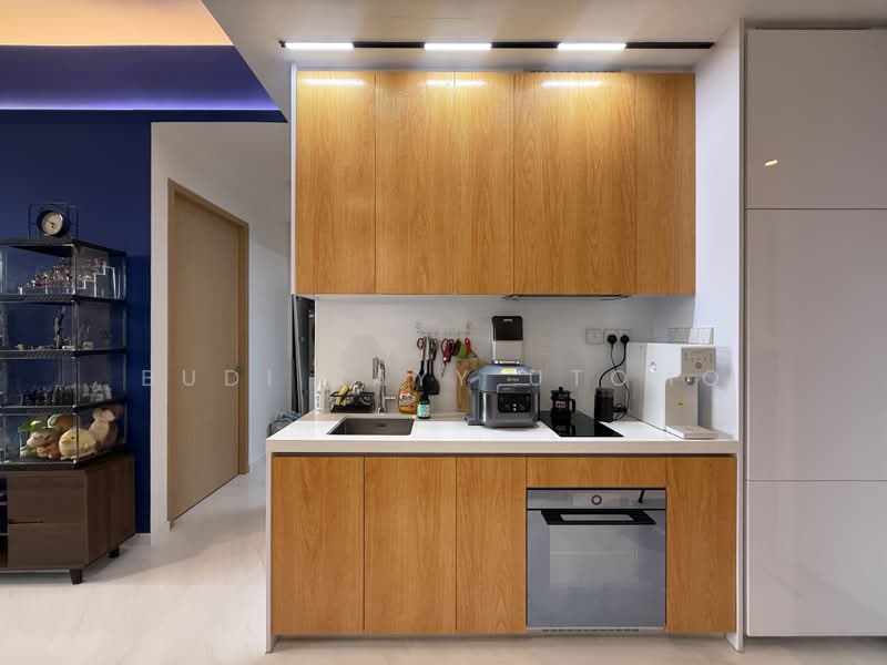 Peak Residence, 333 Thomson Road, 1 Bedroom, 560 sqft, Condominium For Sale, by Budi Rayy Utomo, 500189731 - Kitchen - PropertyGuru.com.sg