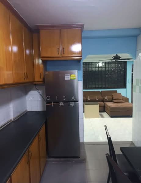 344 Woodlands Street 32, 344 Woodlands Street 32, 3 Bedrooms, 904 sqft, HDB Flat For Sale, by Aloisa Lua (嘉嘉), 500189739 - Kitchen - PropertyGuru.com.sg