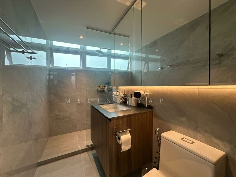 Sherwood Towers, 3 Jalan Anak Bukit, 3 Bedrooms, 1,539 sqft, Apartment For Sale, by Melina Yap, 500189740 - Bathroom - PropertyGuru.com.sg