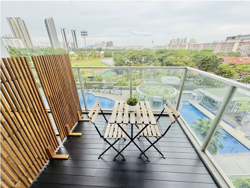 The Parc Condominium, 3 West Coast Walk, Room Rental, 100 sqft, Condominium For Rent, by Liau Li Jun, 500189749 - Balcony - PropertyGuru.com.sg