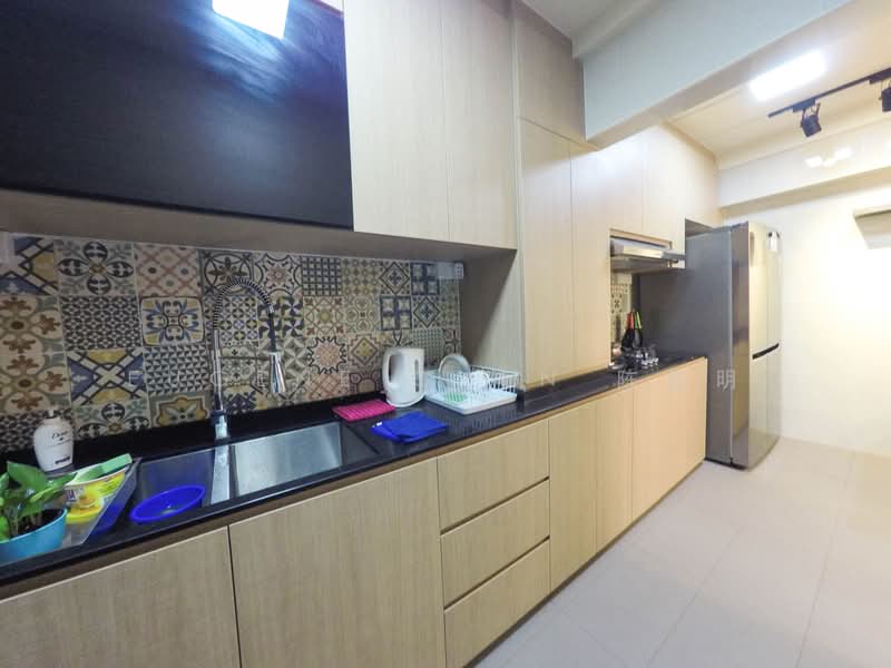 291C Bukit Batok Street 24, 291C Bukit Batok Street 24, Room Rental, 100 sqft, HDB Flat For Rent, by Eugene Chen 陈加明, 500189759 - Kitchen - PropertyGuru.com.sg
