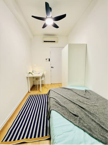 International Plaza, 10 Anson Road, Room Rental, 150 sqft, Apartment For Rent, by Liau Li Jun, 500189763 - Bedroom - PropertyGuru.com.sg