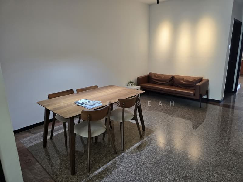 Kilat Court, 17 Lorong Kilat, Room Rental, 300 sqft, Walk-up Apartment For Rent, by Forbes Seah, 500189767 - Living Room - PropertyGuru.com.sg