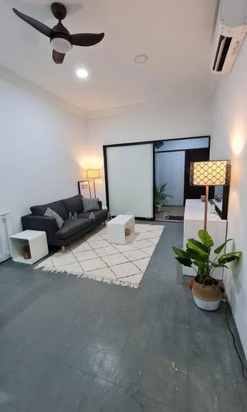 97A Frankel Avenue, 97A Frankel Avenue, Room Rental, 150 sqft, Shophouse For Rent, by Marcus Ng, 500189768 - Living Room - PropertyGuru.com.sg