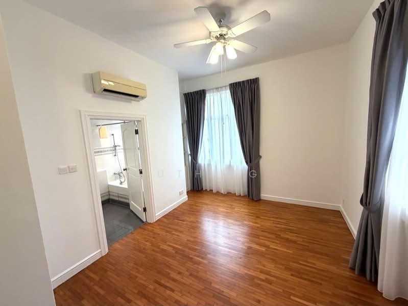 Leonie Condotel, 2 Leonie Hill Road, 4 Bedrooms, 2,568 sqft, Condominium For Rent, by Ruth Ng, 500189772 - Bathroom - PropertyGuru.com.sg