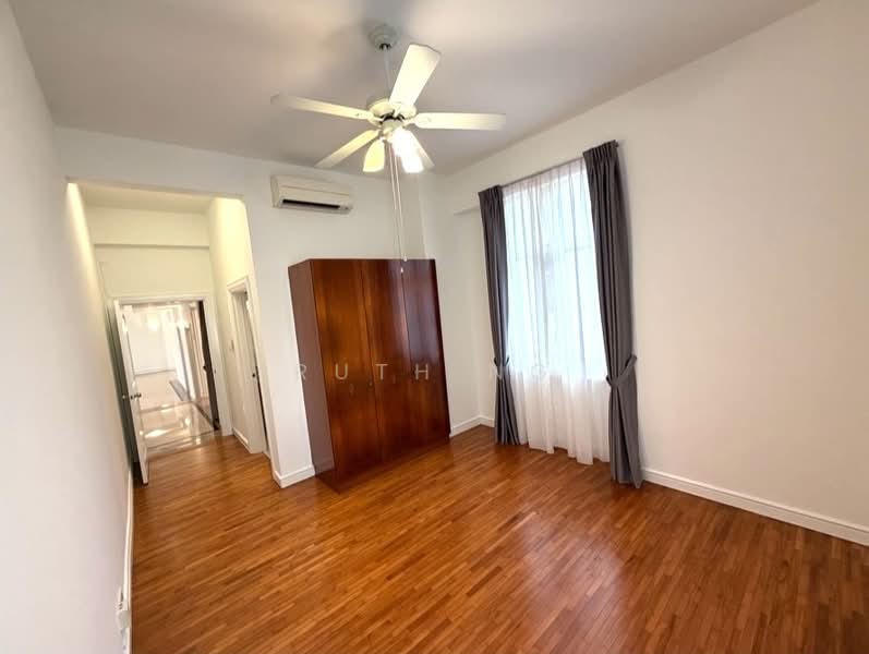 Leonie Condotel, 2 Leonie Hill Road, 4 Bedrooms, 2,568 sqft, Condominium For Rent, by Ruth Ng, 500189772 - Bedroom - PropertyGuru.com.sg