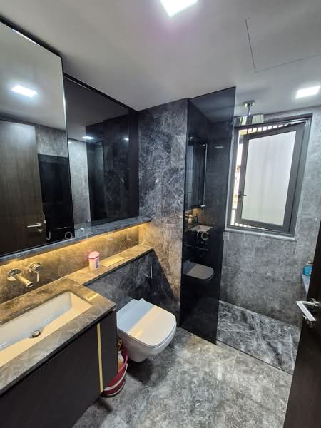 RV Altitude, 344 River Valley Road, 2 Bedrooms, 624 sqft, Condominium For Rent, by Jocelyn Chia, 500189783 - Bathroom - PropertyGuru.com.sg