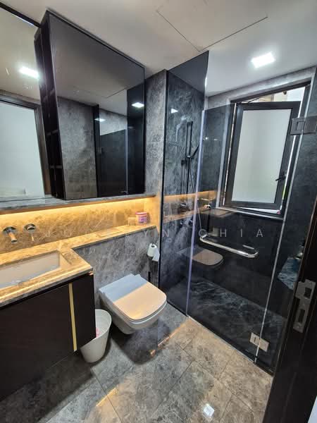 RV Altitude, 344 River Valley Road, 2 Bedrooms, 624 sqft, Condominium For Rent, by Jocelyn Chia, 500189783 - Bathroom - PropertyGuru.com.sg