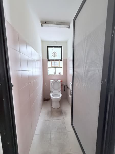 Joo Chiat road, Joo Chiat road, 650 sqft, Shop / Shophouse For Rent, by Elise Liew, 500189788 - Bathroom - CommercialGuru.com.sg