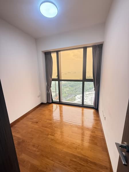 Seaside Residences, 18 Siglap Link, 3 Bedrooms, 1,302 sqft, Apartment For Rent, by James Yio (杨瑞华), 500189816 - Bedroom 3 - PropertyGuru.com.sg