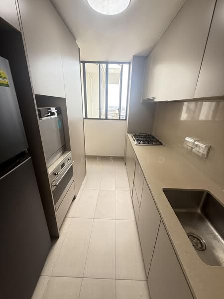 Seaside Residences, 18 Siglap Link, 3 Bedrooms, 1,302 sqft, Apartment For Rent, by James Yio (杨瑞华), 500189816 - Kitchen - PropertyGuru.com.sg