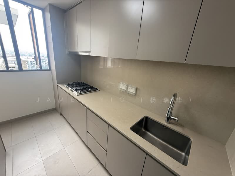 Seaside Residences, 18 Siglap Link, 3 Bedrooms, 1,302 sqft, Apartment For Rent, by James Yio (杨瑞华), 500189816 - Kitchen - PropertyGuru.com.sg