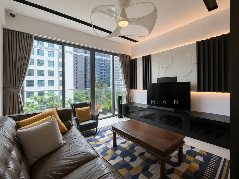 Waterford Residence, 21 Kim Yam Road, 4 Bedrooms, 1,819 sqft, Condominium For Sale, by Jasmine Chan, 500189824 - Living Room - PropertyGuru.com.sg