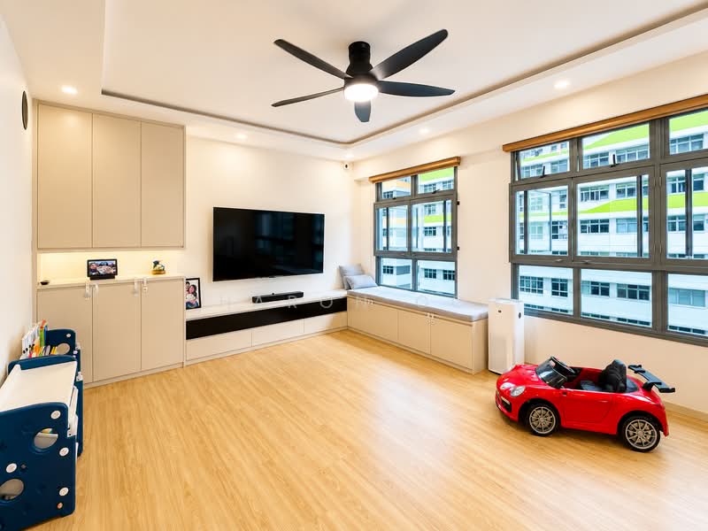 618A Tampines Street 61, 618A Tampines Street 61, 3 Bedrooms, 1,216 sqft, HDB Flat For Sale, by Sharon Goh, 500189827 - Living Room - PropertyGuru.com.sg
