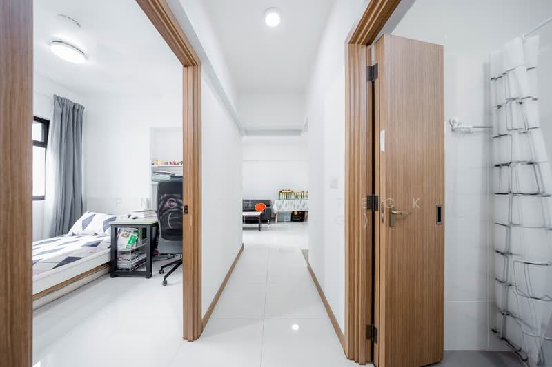 113B Alkaff Crescent, 113B Alkaff Crescent, 2 Bedrooms, 732 sqft, HDB Flat For Sale, by Png Chin Teck (Ian Png), 500189832 - Walkway to Living Room - PropertyGuru.com.sg