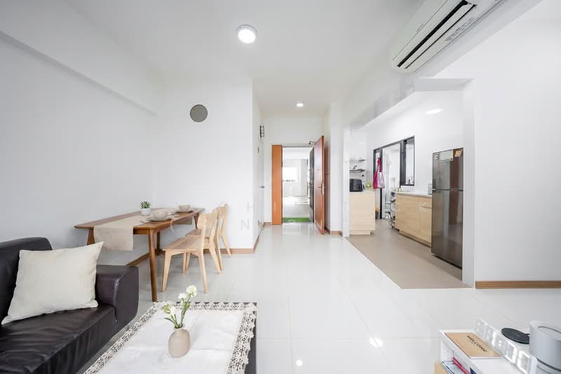 113B Alkaff Crescent, 113B Alkaff Crescent, 2 Bedrooms, 732 sqft, HDB Flat For Sale, by Png Chin Teck (Ian Png), 500189832 - Living Room - PropertyGuru.com.sg