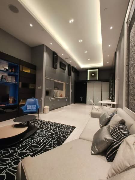The Central, 6 Eu Tong Sen Street, 1 Bedroom, 624 sqft, Apartment For Rent, by Davey Tan, 500189833 - Living Room - PropertyGuru.com.sg