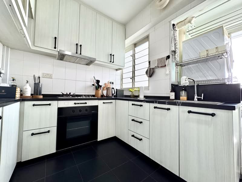 127D Kim Tian Road, 127D Kim Tian Road, 3 Bedrooms, 1,001 sqft, HDB Flat For Sale, by Douglas Chew, 500189835 - Kitchen - PropertyGuru.com.sg
