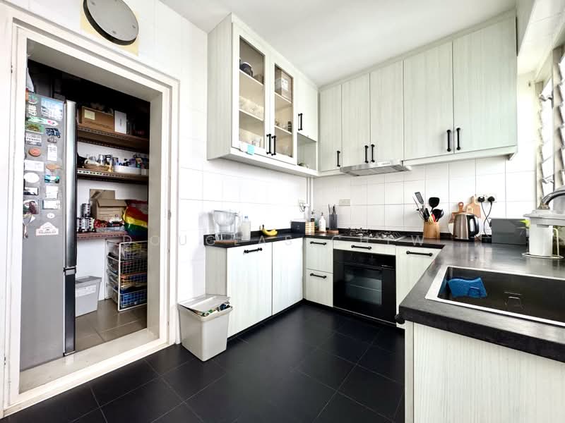 127D Kim Tian Road, 127D Kim Tian Road, 3 Bedrooms, 1,001 sqft, HDB Flat For Sale, by Douglas Chew, 500189835 - Kitchen - PropertyGuru.com.sg