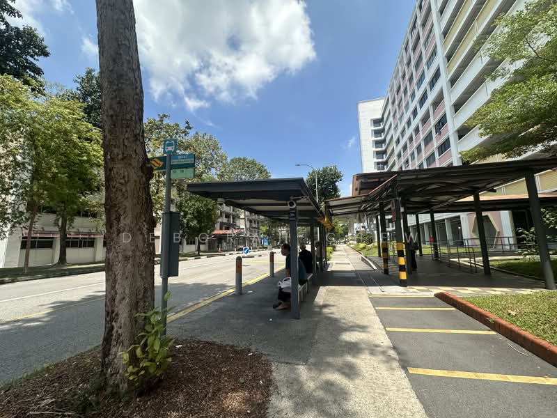 124 Simei Street 1, 124 Simei Street 1, 3 Bedrooms, 1,108 sqft, HDB Flat For Sale, by Deborah Chew, 500189838 - Exterior - PropertyGuru.com.sg