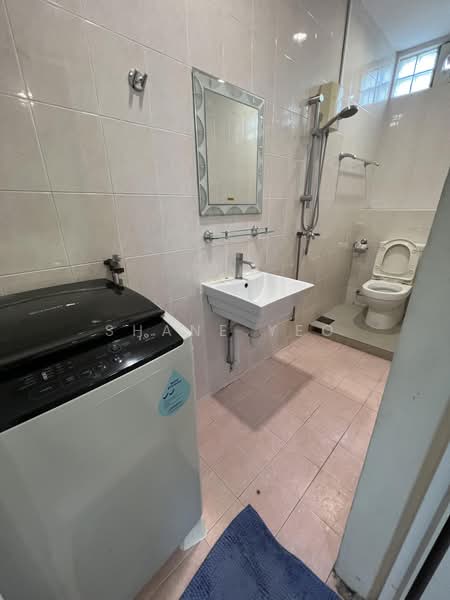 Studio For Rent Not To Be Missed, Chapel Road, Studio, 350 sqft, Terraced House For Rent, by Shane Yeo, 500189840 - Bathroom - PropertyGuru.com.sg