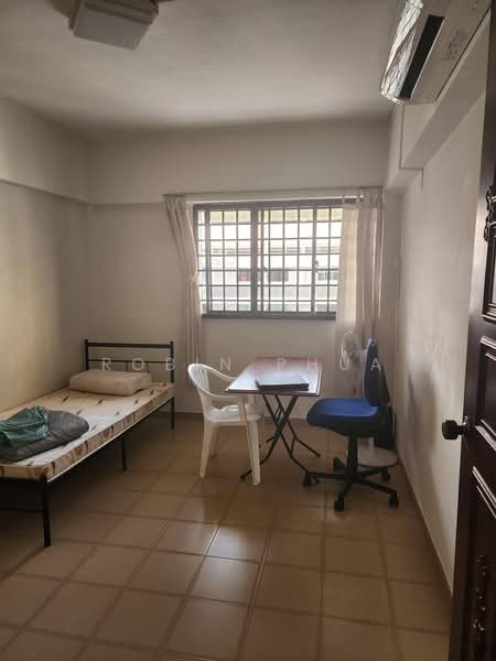 160 Yishun Street 11, 160 Yishun Street 11, 3 Bedrooms, 1,002 sqft, HDB Flat For Rent, by Robin Phua, 500189843 - Bedroom - PropertyGuru.com.sg