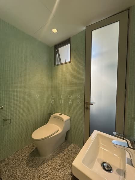 Flamingo Valley, 478 Siglap Road, 3 Bedrooms, 1,593 sqft, Condominium For Rent, by Victoria Chan, 500189866 - Yard Bathroom - PropertyGuru.com.sg