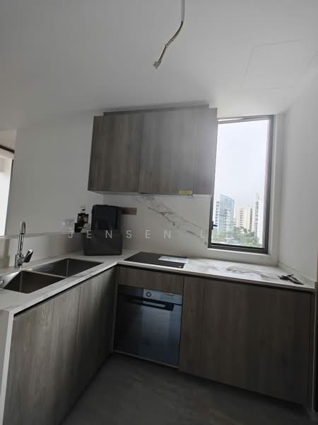 Leedon Green, 34 Leedon Heights, 2 Bedrooms, 700 sqft, Condominium For Sale, by Jensen Lee, 500189871 - Kitchen - PropertyGuru.com.sg