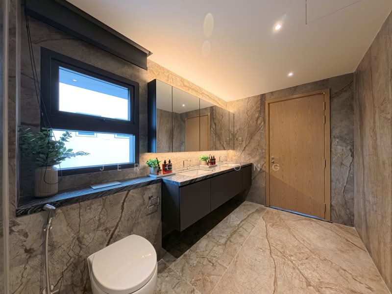 ❤️ DEALMAKERS ✨ D11 | BRAND NEW LANDED HOMES, Shrewsbury Road / Moulmein Road / Thomson Road, 5 Bedrooms, 6,926 sqft, Corner Terrace For Sale, by Jeric Leong, 500189874 - Bathroom - PropertyGuru.com.sg