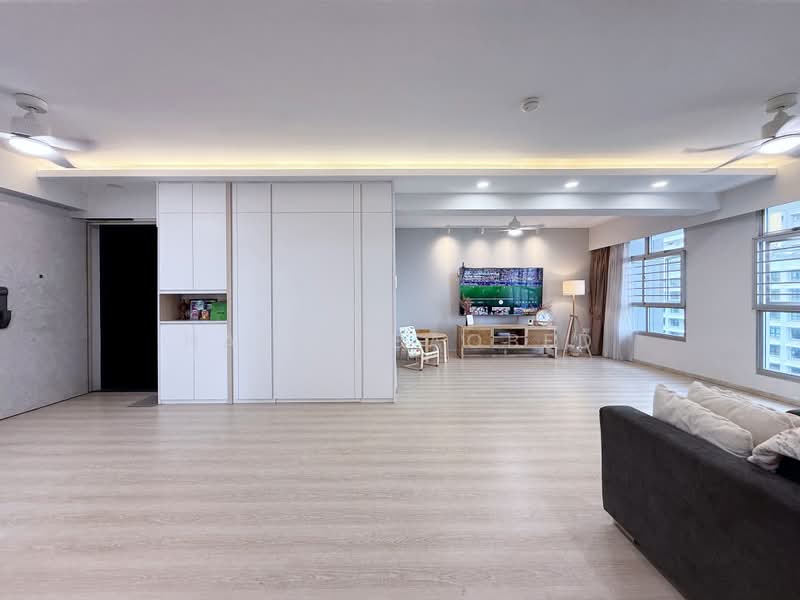 409D Northshore Drive, 409D Northshore Drive, 3 Bedrooms, 1,206 sqft, HDB Flat For Sale, by Nazri Baobed, 500189878 - Living Room - PropertyGuru.com.sg