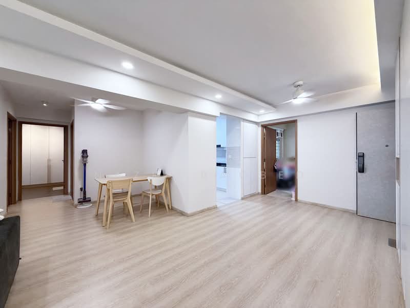 409D Northshore Drive, 409D Northshore Drive, 3 Bedrooms, 1,206 sqft, HDB Flat For Sale, by Nazri Baobed, 500189878 - Living Room - PropertyGuru.com.sg