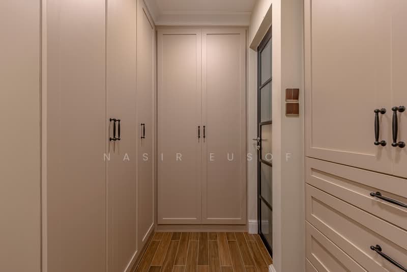 72 Telok Blangah Heights, 72 Telok Blangah Heights, 3 Bedrooms, 1,259 sqft, HDB Flat For Sale, by Nasir Eusof, 500189882 - Master Room wardrobe - PropertyGuru.com.sg