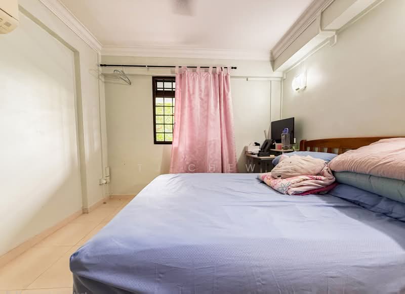 130 Kim Tian Road, 130 Kim Tian Road, 3 Bedrooms, 700 sqft, HDB Flat For Sale, by TJ Chew, 500189884 - Bedroom - PropertyGuru.com.sg