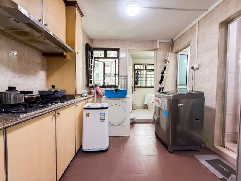 130 Kim Tian Road, 130 Kim Tian Road, 3 Bedrooms, 700 sqft, HDB Flat For Sale, by TJ Chew, 500189884 - Kitchen - PropertyGuru.com.sg