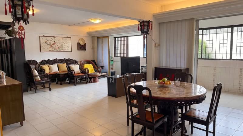 104 Jalan Rajah, 104 Jalan Rajah, 3 Bedrooms, 1,485 sqft, HDB Flat For Sale, by Jasmine Chew, 500189895 - Living Room - PropertyGuru.com.sg