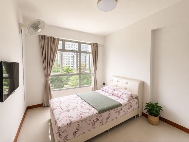 878A Tampines Avenue 8, 878A Tampines Avenue 8, 3 Bedrooms, 1,001 sqft, HDB Flat For Sale, by Klyssa Chong, 500189905 - Bedroom - PropertyGuru.com.sg