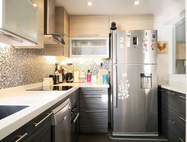 Aquarius By The Park, 1 Bedok Reservoir View, 3 Bedrooms, 1,206 sqft, Condominium For Sale, by Kavin Kuah, 500189910 - Kitchen - PropertyGuru.com.sg