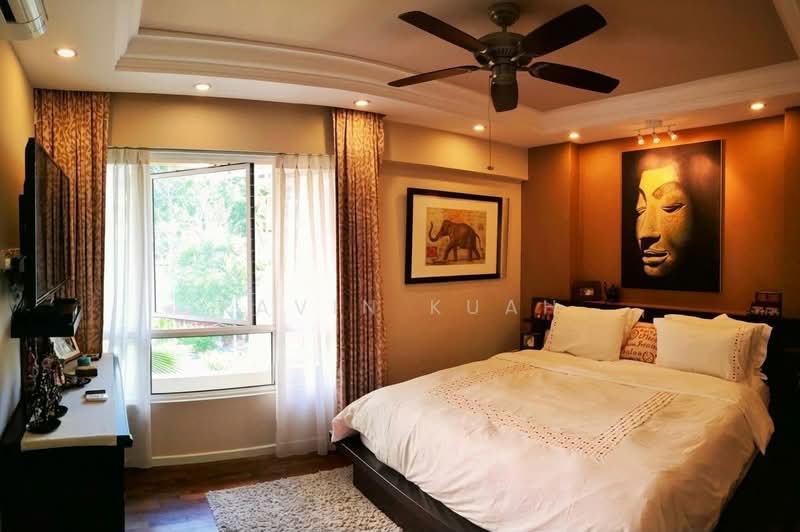 Aquarius By The Park, 1 Bedok Reservoir View, 3 Bedrooms, 1,206 sqft, Condominium For Sale, by Kavin Kuah, 500189910 - Bedroom - PropertyGuru.com.sg