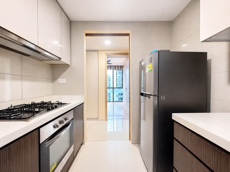 Twin Waterfalls, 104 Punggol Walk, 3 Bedrooms, 915 sqft, Executive Condominium For Sale, by Wesley Yuen, 500189912 - Kitchen - PropertyGuru.com.sg