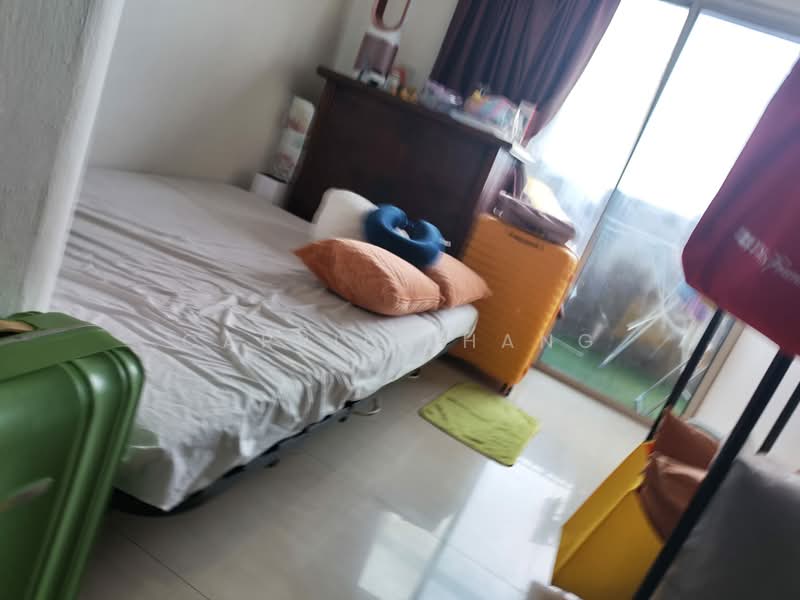 712 Hougang Avenue 2, 712 Hougang Avenue 2, 4 Bedrooms, 1,593 sqft, HDB Flat For Sale, by Carrie Zhang, 500189913 - Bedroom - PropertyGuru.com.sg
