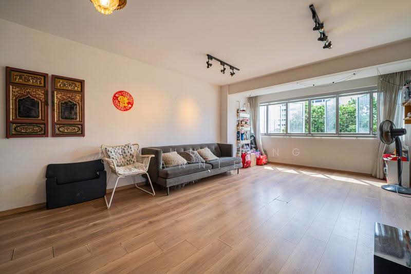 431 Ang Mo Kio Avenue 10, 431 Ang Mo Kio Avenue 10, Ang Mo Kio / Bishan / Thomson, 3 Bedrooms, 1,281 sqft, HDB Flat For Sale, by Tan Hui Ping (Annie), 500189917 - Living Room - PropertyGuru.com.sg