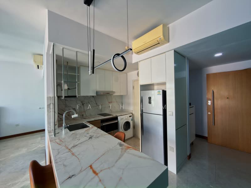 Seastrand, 17 Pasir Ris Link, 1 Bedroom, 581 sqft, Condominium For Sale, by Faith Lim, 500189918 - Kitchen - PropertyGuru.com.sg