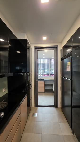 Ocean 8, Ocean Drive, 5 Bedrooms, 5,000 sqft, Terraced House For Sale, by Shirley Lee, 500189922 - Kitchen - PropertyGuru.com.sg