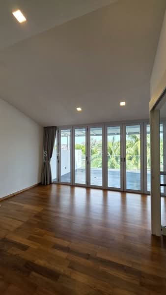 Ocean 8, Ocean Drive, 5 Bedrooms, 5,000 sqft, Terraced House For Sale, by Shirley Lee, 500189922 - Balcony - PropertyGuru.com.sg