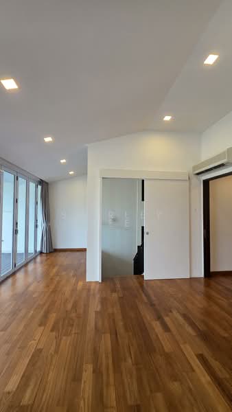 Ocean 8, Ocean Drive, 5 Bedrooms, 5,000 sqft, Terraced House For Sale, by Shirley Lee, 500189922 - Interior - PropertyGuru.com.sg